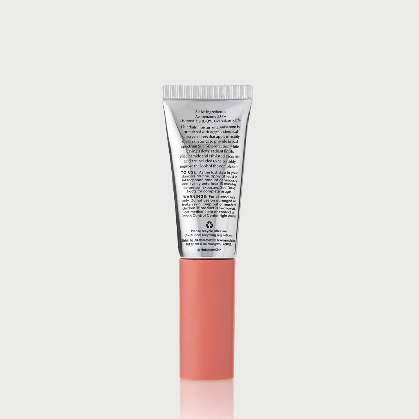 dew-glow-moisturizer-spf-50-travel-size-z4 NATR-10157_Dew-Glow-Moisturizer-SPF-50-Mini_back_capon_bonebkgd_d7cb9bbb-e294-42e2-8d5a-28c73c09b5b5.webp
