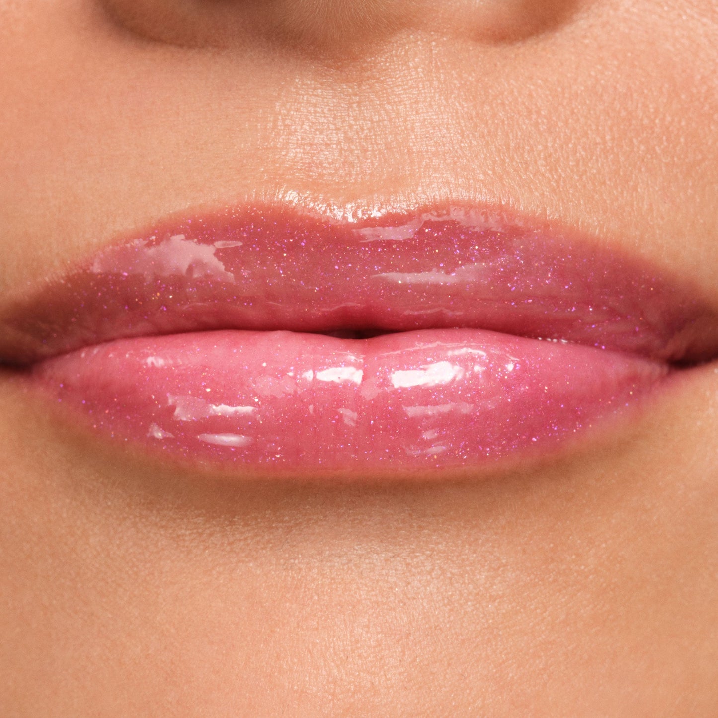 phyto-glow-lip-balm-shimmer-eclipse-p1 NATR-10133-Phyto-Glow-Lip-Hover-Eclipse.jpg