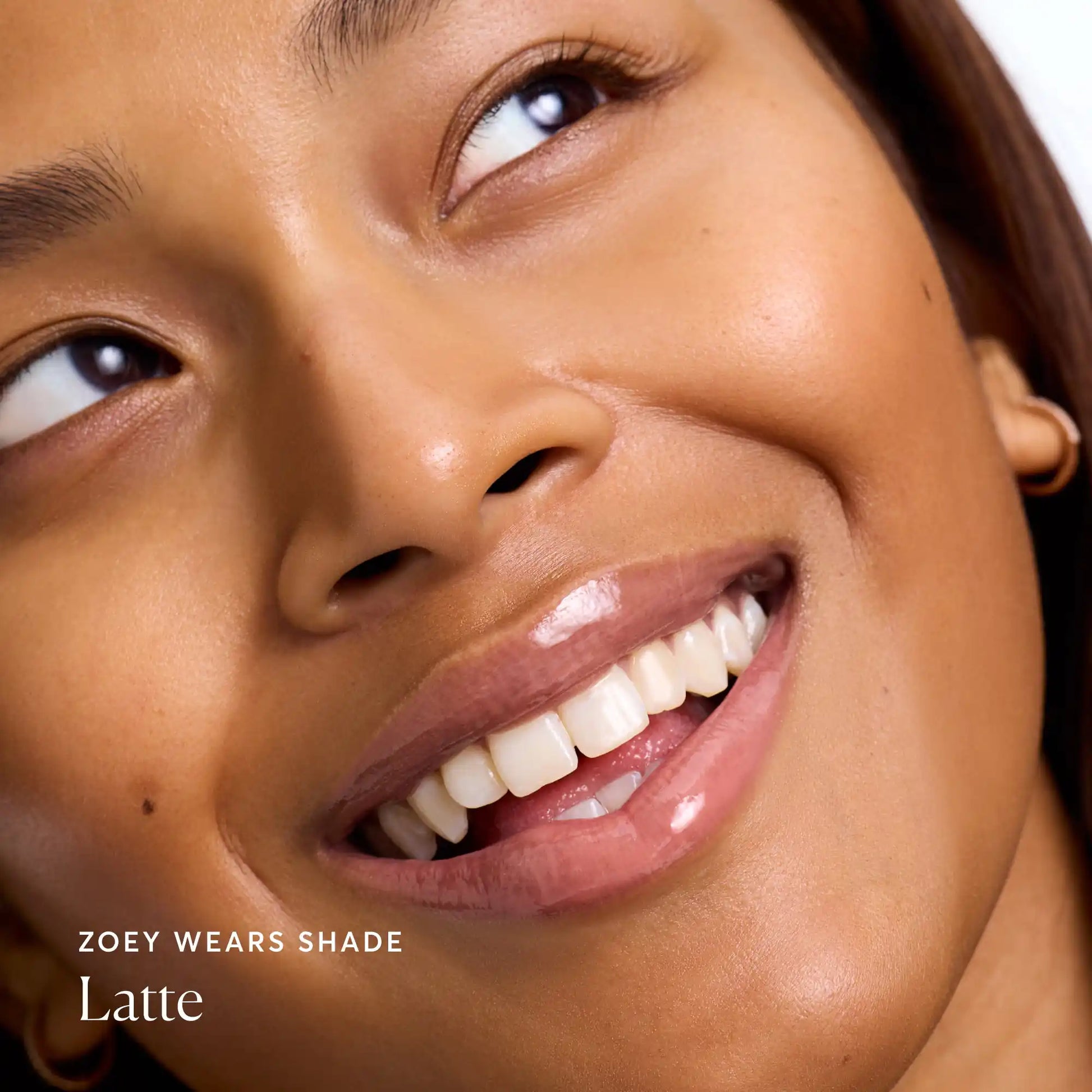 phyto-glow-lip-balm-latte-i3 NATR-60110-Alt-Images-Phyto-Glow-Lip-Balm-Latte-04.webp