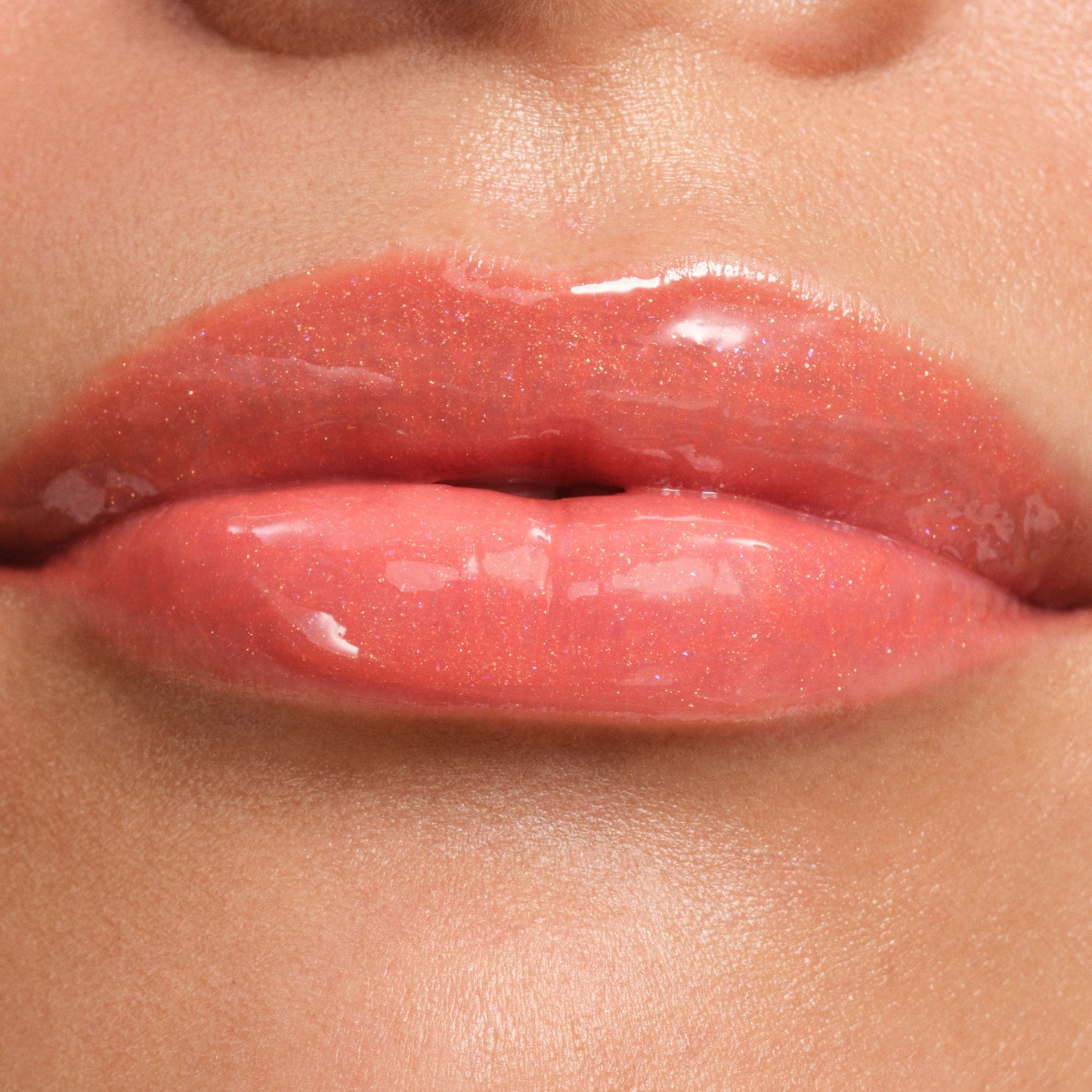 phyto-glow-lip-balm-shimmer-comet-j1 NATR-60140-Phyto-Glow-Lip-Hover-Comet.jpg