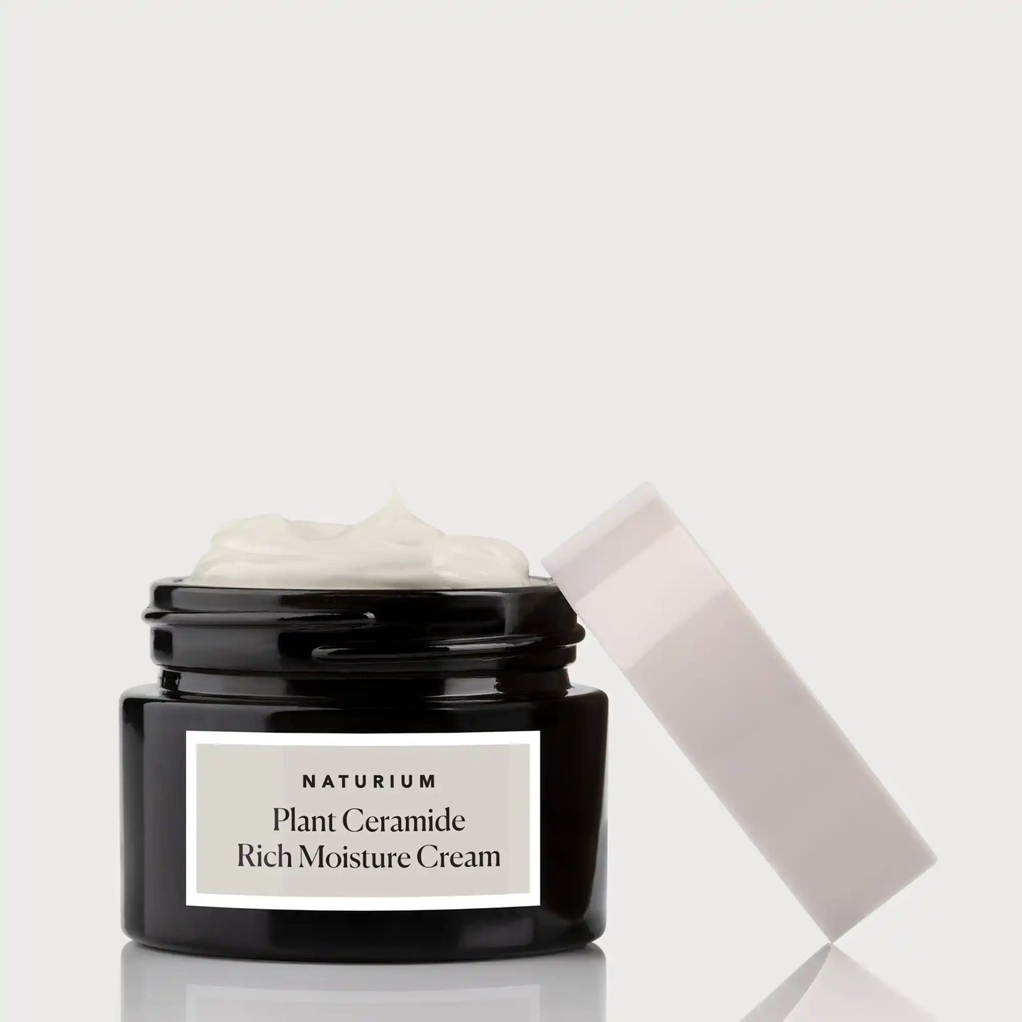 plant-ceramide-rich-moisture-cream-v1 NATR_Catalog_PCRM-Cream-CapOff.webp